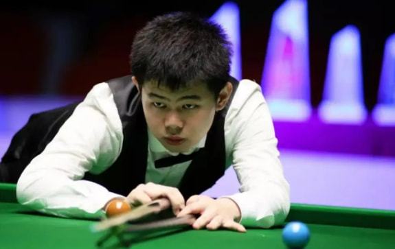 出了强大的 出了强大的